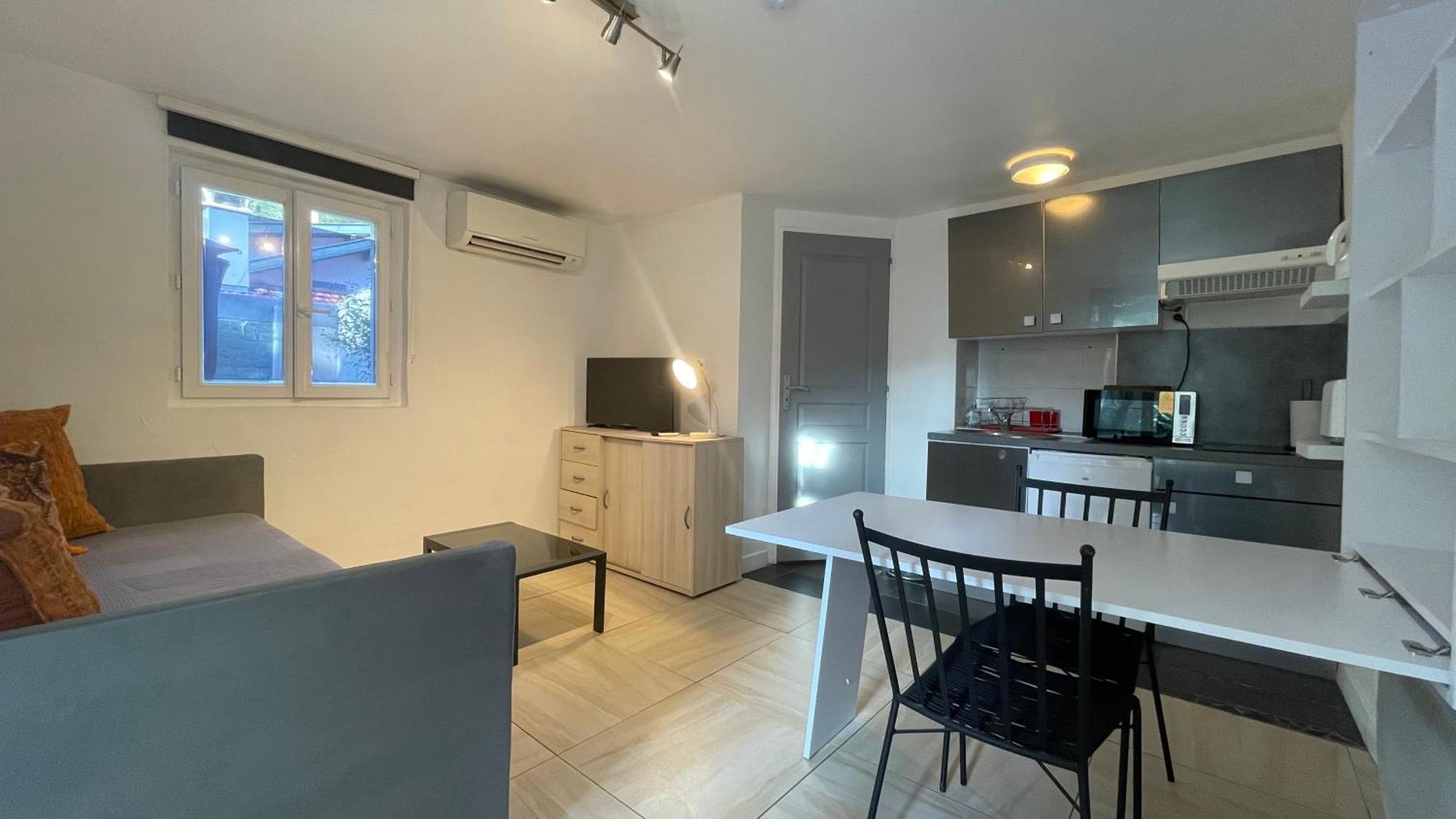 Le Doolies - Holiday Inn Biarritz Kültér fotó